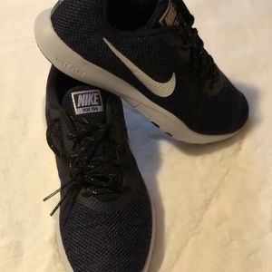 Nike Shoes | Nike Flex Trainer 8 Prm Navysilver Sneakers 9 | Poshmark